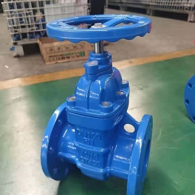 QT450 يلقي الحديد الزهر PN16 Dn200 صمام بوابة ذو حواف للمياه