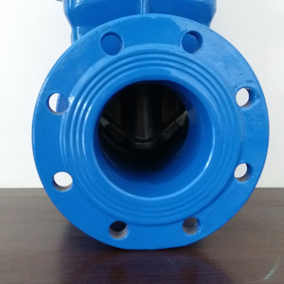 DN 300 حديد الدكتايل QT450 المطاط إسفين بوابة صمام الترس تعمل معيار P16 DIN